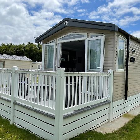 Luxury Caravan Cornwall Sleeps 4 Countryside View St. Austell Exterior photo